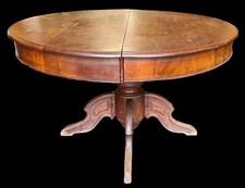 ISABELINE MAHOGANY WOOD TABLE. EXTENDABLE FOR 20 SEATS. 19th CENTURY.