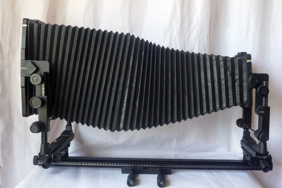 Cámara de visión Cambo Legend 8x10 en buen estado de funcionamiento hecha en Holanda Foto 3 de 4