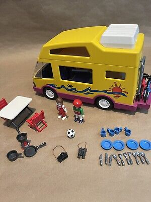 Vintage PLAYMOBIL City Life 3945 Vacation Camper Van, Motor