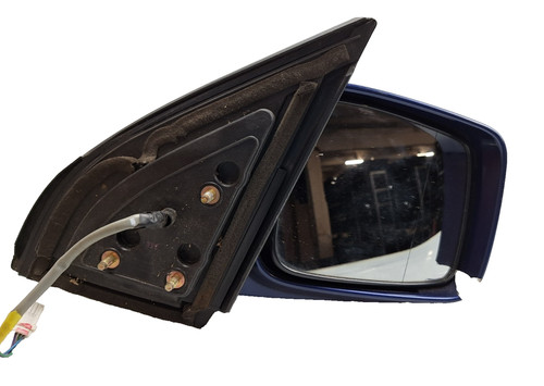 Nissan X-Trail (T30) 2001 Rechter Außenspiegel 3Pin E13010621 Beschädigt
