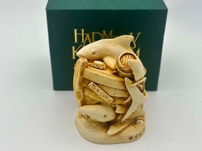 Harmony Kingdom Schmuckdose aus Blech Katzenhaie mit Deckel