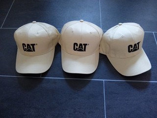 3 CAT Baseball caps beige Schirmmützen Caterpillar Sammlingsauflösung