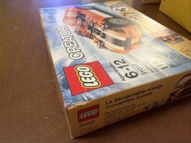 LEGO CREATOR: Sunset Speeder (31017) 3 in 1 Ages 6-12 119 Pieces New damaged box