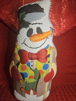 Handmade Needlepoint 15''x10'' Stuffed Snowman Glass Seedbeed Embellishments New