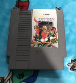 Nintendo NES Video Game Contra with manual