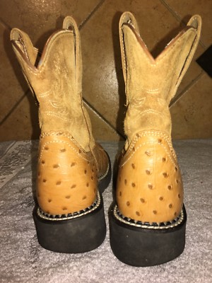 EUC Ariat two-tone Ostrich Leather lace up Boots sz 9 (XHUVJI) EUC Ariat Ostrich Print Tan Leather Cowboy Western Boots Sz  main image 4