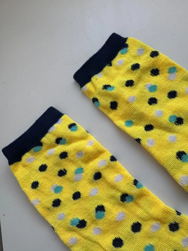 Calcetines puntos amarillos | Talla única Foto 3 de 4