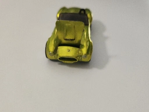 Ford Shelby Cobra 427 1982 Hot Wheels amarillo anticongelante capó convertible abierto Foto 2 de 4