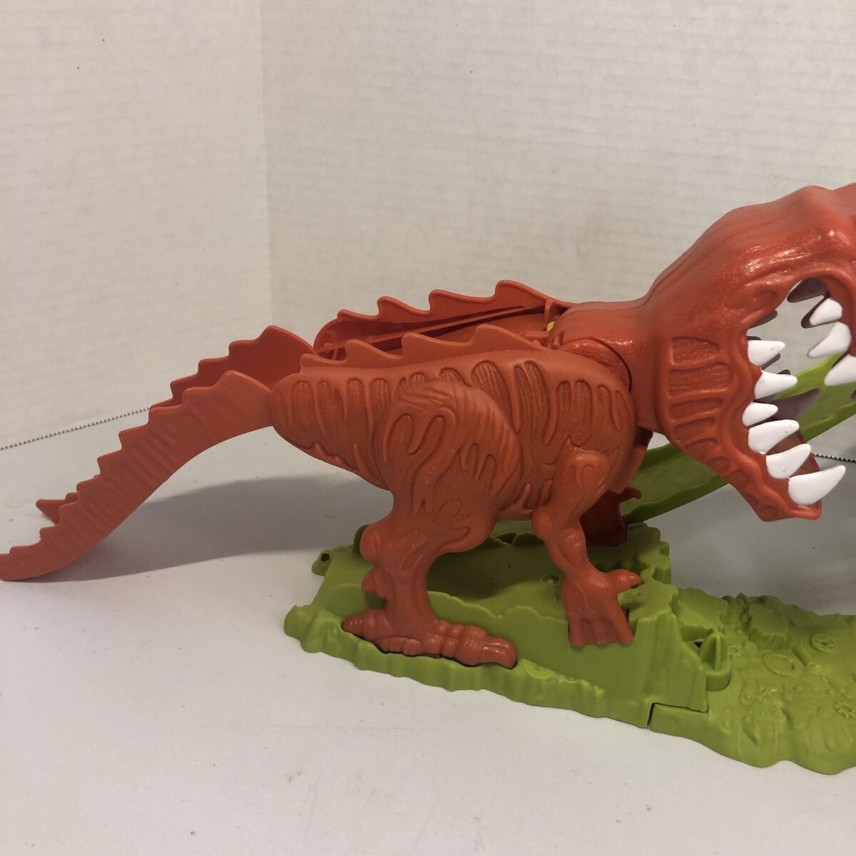 Hot Wheels T-Rex Takedown Incomplete For Parts Mettel