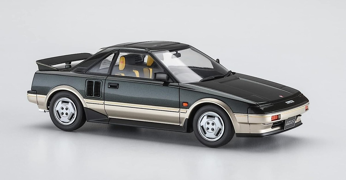 ゴ*ン様 トヨタ MR2 修理書 1984年6月発行　値下げ交渉可 Toyota MR2 (AW11) Early Version G-Limited Moon Roof 1984 Model kit