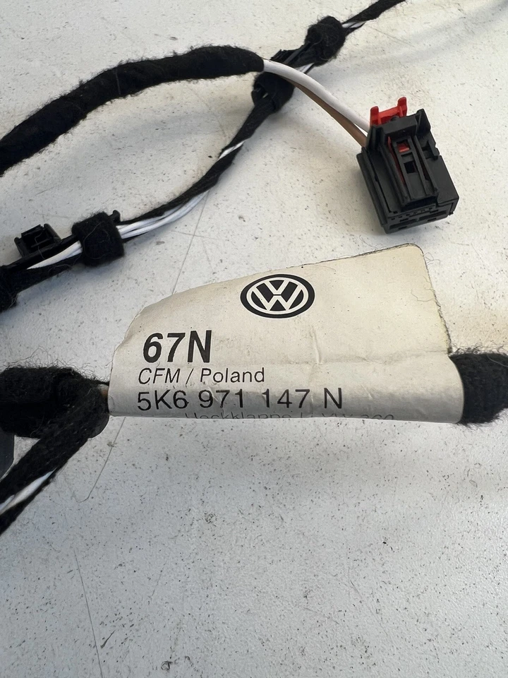 Оригинальный жгут проводов для задней двери багажника Volkswagen Golf 2010-2013 годов выпуска. - Изображение 2 из 4