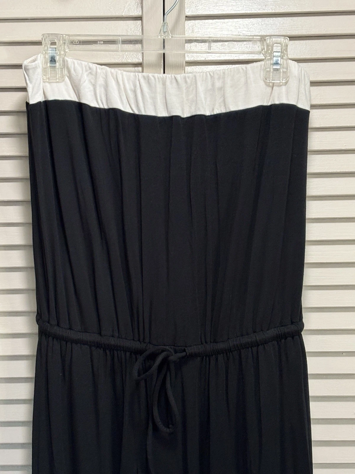 VETEMENTS J. Abito nero girocollo senza spalline taglia media bianco orlo cravatta vita fluido morbido