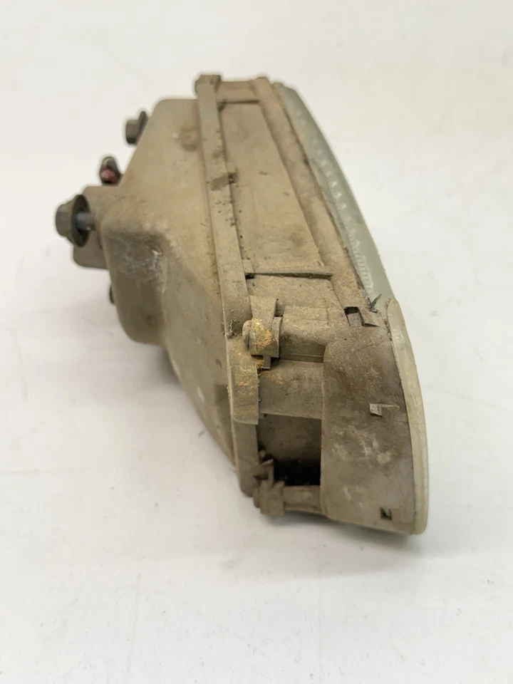 Luz antiniebla delantera izquierda lado del conductor Nissan 300ZX Z32 1990-1996 dañada OEM Foto 4 de 4