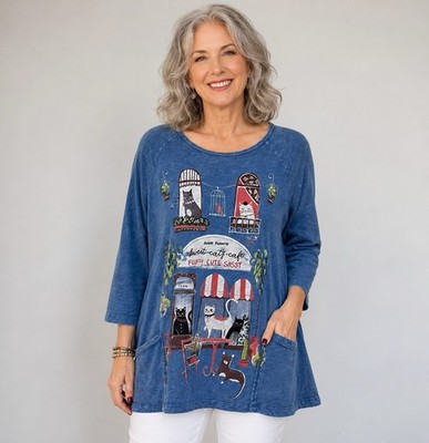 Jess & Jane Cats Cafe Tunic Top Med Blue Pockets Whimsical Lagenlook Artsy