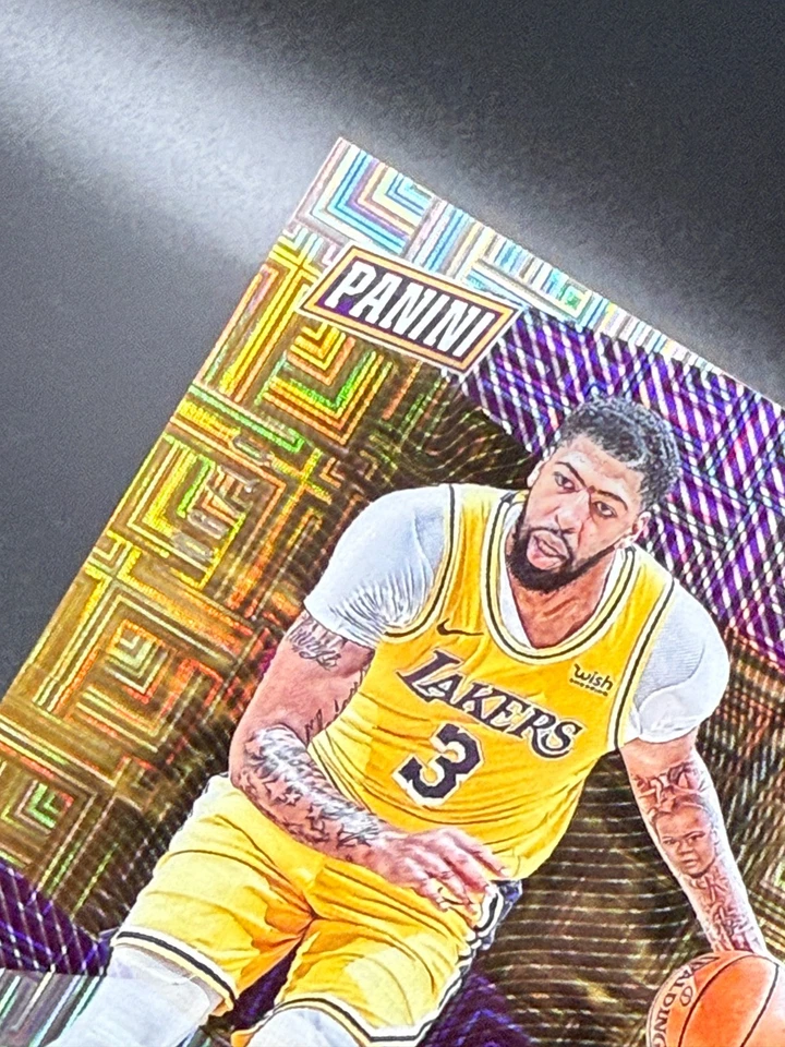 Anthony Davis 2021 Panini The National Escher Squares/10 SSP Los Angeles Lakers Foto 4 de 4