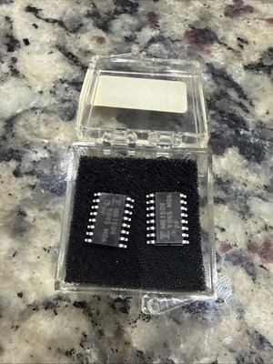Fujitsu MB1504 PLL Frequency Synthesizer IC   SOIC-16   NOS   Lot of 2