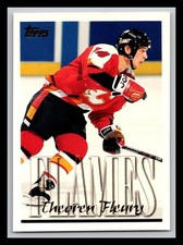 1995-96 Topps Theoren Fleury #25 Calgary Flames