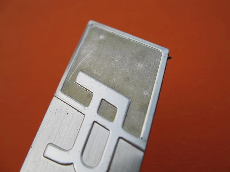 00 01 02 03 04 05 06 AUDI TT RS R S TAMPA TRASEIRA EMBLEMA LOGOTIPO EMBLEMA PLACA SÍMBOLO FABRICANTE DE EQUIPAMENTO ORIGINAL - Imagem 3 de 4