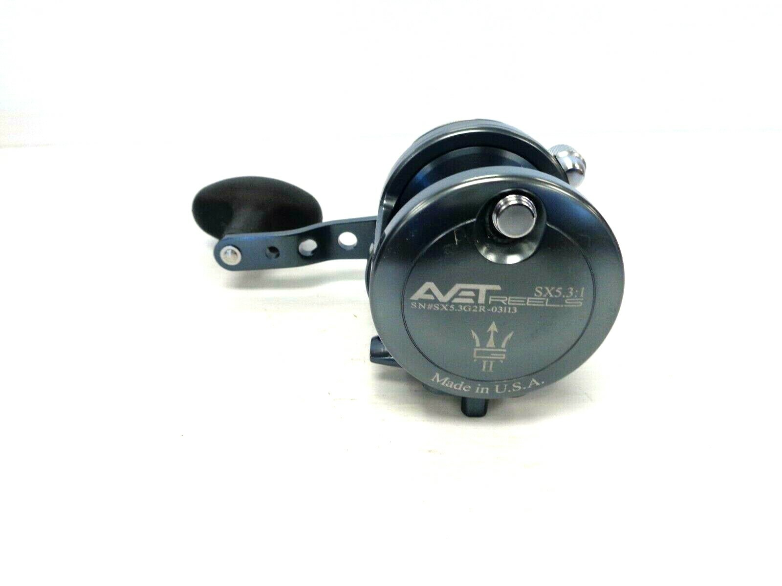 Avet SX5.3 G2 Single Speed Lever Drag Reel w/ Glide Plate Right Hand - GUNMETAL
