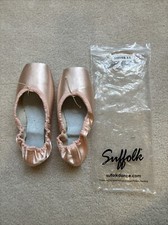 RARE BRAND NEW SUFFOLK STELLAR POINTE SHOES 3/4 Size: 5.5X