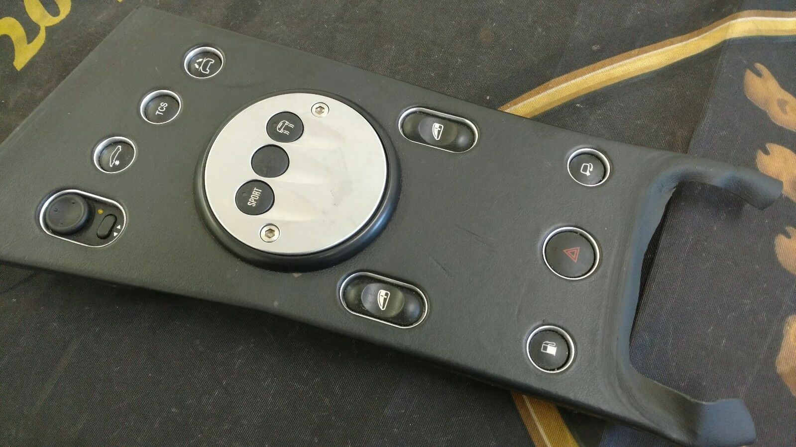 LAMBORGHINI MURCIELAGO INTERIOR CENTER CONSOLE CONTROL SWITCH COMPLETE UNIT OEM 