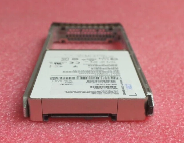 IBM 800GB SAS 12G 2.5" Solid State Drive SSD 01AC601 01EJ042 For Storwize V5000 - Image 2 of 3