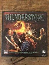 Thunderstone (Basisspiel) - Pegasus - deutsch - Fantasy Kartenspiel (in Hüllen)!