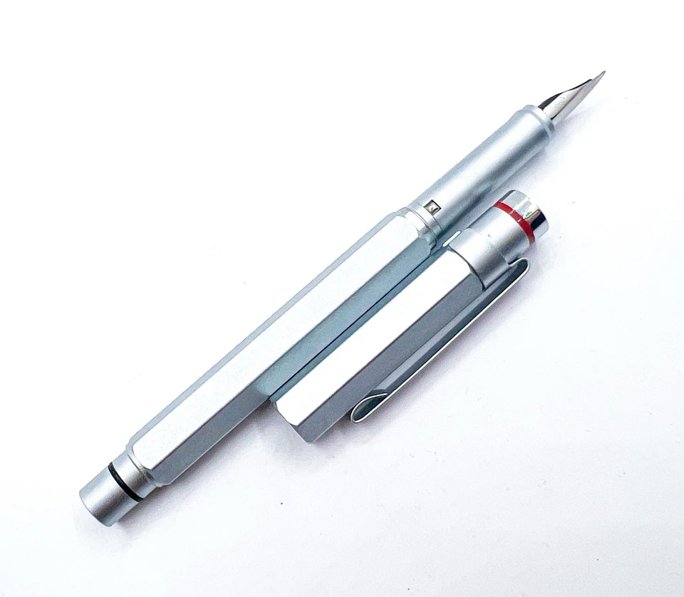 Pluma Estilográfica Newton Plata Rotring Metal EF Nuevo en Caja Alemania No Usada ni Entintada Foto 2 de 4