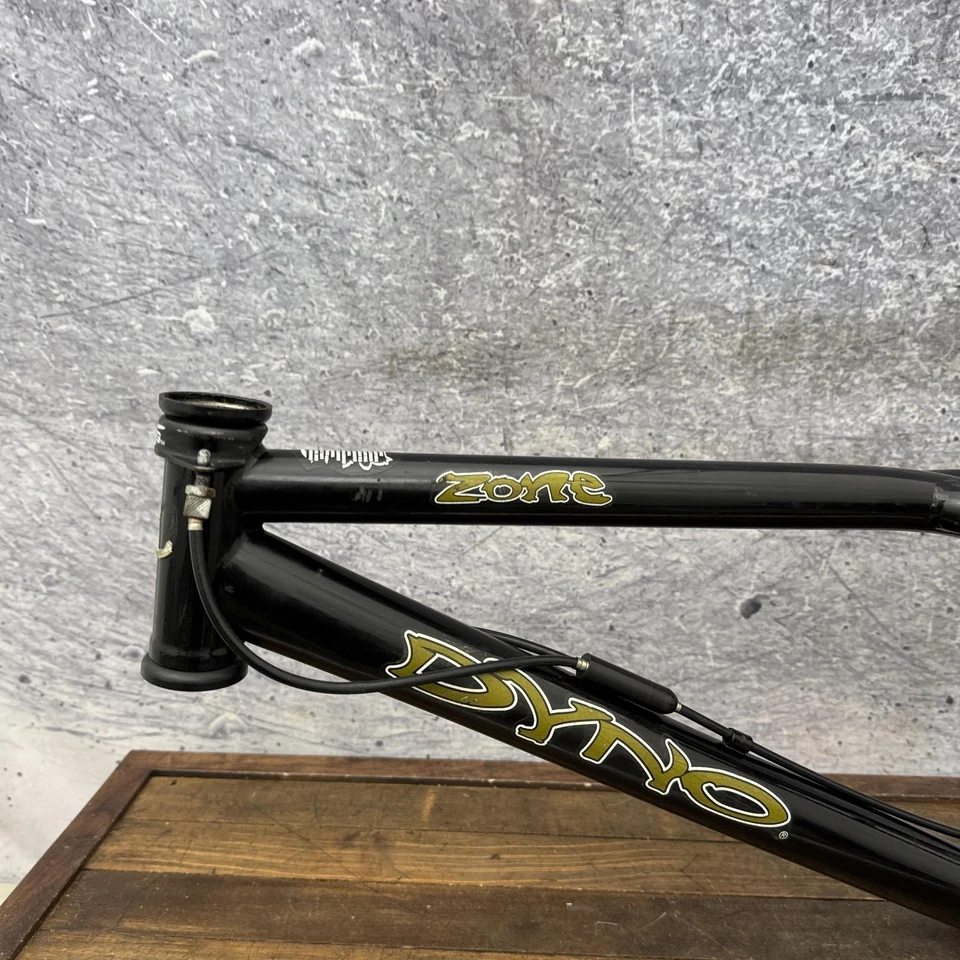 Cuadro de BMX Dyno Zone Old School Freestyle Acero GT 990 Gyro Tabs 20 pulgadas de colección Foto 3 de 4