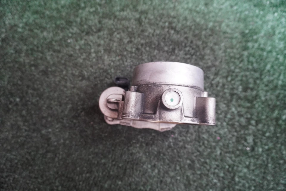 Dodge Charger 2015 2016 2017 cuerpo del acelerador del motor de 5,7 L OEM 53034251AB Foto 3 de 4