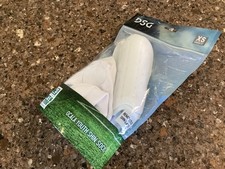 DSG Soccer Shin Guard and Sock Set Kids XS age 2-4 White Brand New NWT