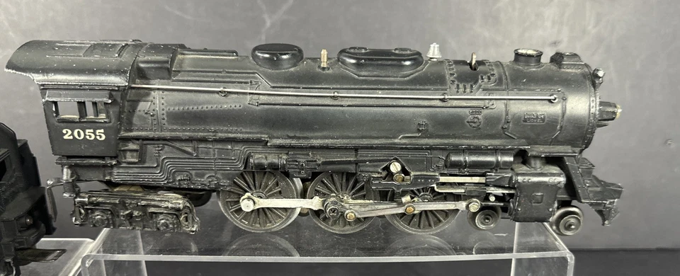 POSTWAR LIONEL 2055 HUDSON STEAM LOCOMOTIVE & 6026W WHISTLE TENDER, RUNS GREAT - Image 2 of 4