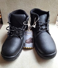 WORKWEAR SAFETY BOOTS - BNWT - UK SIZE 9