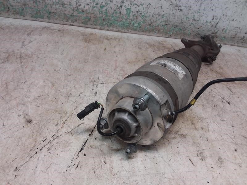Maserati Levante 2017 FRONT+RIGHT Air suspension strut P/N 6700374360