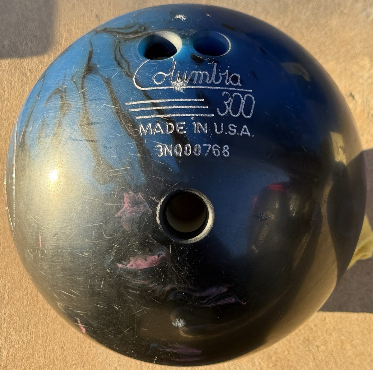 Vintage Columbia 300 Bowling Ball Blue Pink Color Black Swirl 8