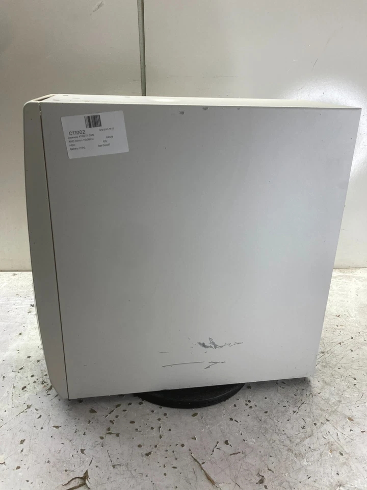 Gateway ATXSTF OXN  AMD Athlon 1100MHz 64MB NO HDD - Image 4 of 4