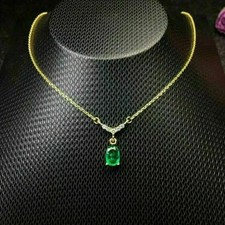Ladies 3CT Oval Cut Green Emerald Pendant Stunning Necklace 14K Yellow Gold Over