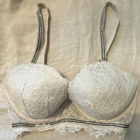 LOT of 12 - 36DD almost all are Victoria&rsquo;s Secret