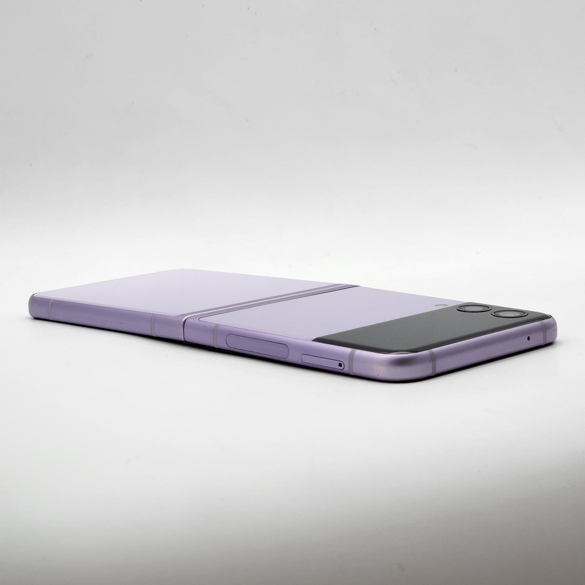 Samsung Galaxy Z Flip 3パープル 128GB SAMSUNG Galaxy Z Flip 3 5G 128GB Lavender Cellphone, Factory