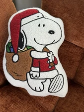 Peanuts SNOOPY AS SANTA Cut-Out Sherpa Pillow CHRISTMAS HOLIDAY NWT
