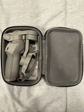 DJI Osmo Mobile 3 Combo - Gimbal Stabilizer
