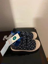 NEW TODDLER GIRL'S SIZE 9 CAT & JACK CASUAL SNEAKERS