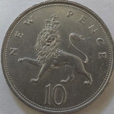 1976 UK Queen Elizabeth 10 New Pence Royal Windsor Crowned Lion Coin Currency