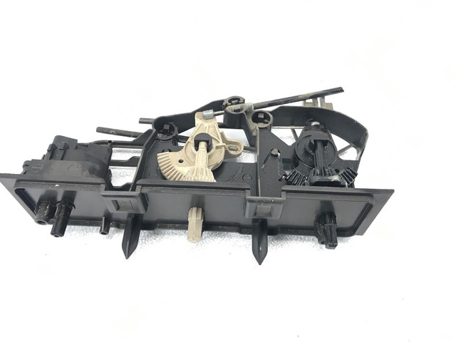 2000 to 2006 Toyota Tundra Heater AC Control Dash Climate With Knobs