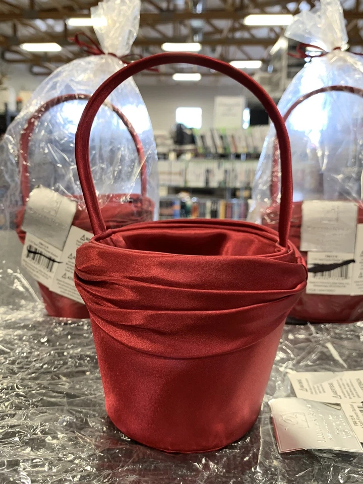 Lillian Rose Boda Novia 7.75" Rojo Satén Faja Flor Cesta FB613-R Foto 2 de 4