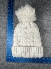 Time And Tru Hat Beanie Womens One Size White Cable Knit Faux Fur Pom Lined