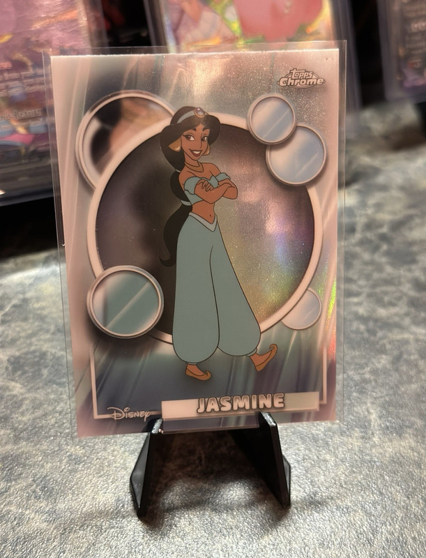 Topps 2026 Topps Chrome Disney Aladdin Jasmine #82 Refractor Non-Sport Card
