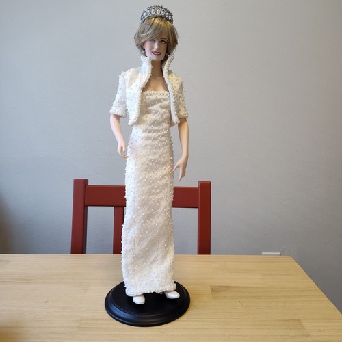 Franklin Mint Prinzessin Diana von Wales Porzellan 17 Zoll - Bild 3 von 8