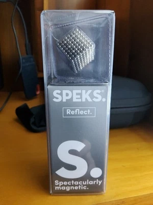 Speks 512 Rare Earth Magnets Reflect