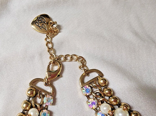 Betsey Johnson Cinderella Rhinestone Heel Statement Necklace - Picture 4 of 9